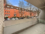 Balkon - Ankommen und wohlfühlen: Moderne 2-Zimmer-Wohnung mit Tiefgaragenstellplatz in Hamburg-Eppendorf.