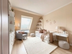 Kinder-/Gästezimmer "WOHNBEIS - Wohnen über den Dächern von Hamburg – 3 Zimmer Komfort-Eigentumswhg. | 84qm2, Kamin, Tiefgaragenpl.