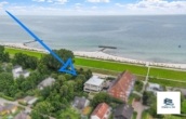 Drohne-Backside-3_mm - Ihr TOP-Investment an der Ostsee. Exkl. 3-Zimmer-Whg. mit zwei Terrassen und direktem Meerblick.