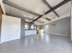 1. Wohn-Esszimmer Küche - EXKLUSIV & GROSSZÜGIG – IHR IDEALES GEWERBEOBJEKT. Exklusive Hallengebäude + Wohnhaus in TOP-Lage.