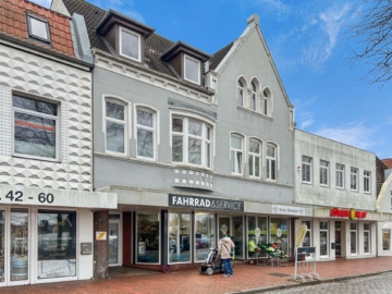 3,5 Zimmer-Whg. in direkter Innenstadtlage von Heide. Frisch Saniert wartet Ihr neues Zuhause!, 25746 Heide, Dachgeschosswohnung