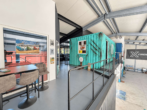 Hallo Büro-Präsenttaionsflä - STANDORT MIT WOW-EFFEKT: Repräsentative Halle, Showroom und exkl. Wohnhaus auf 1.565 m² Grundst.