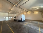 Hallenfläche 1 - Moderne Gewerbeeinheit mit 327 m² Nutzfläche. Perfekte Kombination aus Halle, Büro und Produktion.