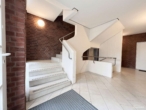 Treppenhaus EG. - Ruhe, Raum u. Alsternähe. Exkl. WOHNTRAUM auf 106m² mit Tiefgarage, EBK. uvm. Großzügig. Besonders.