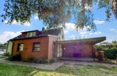 Seitenansicht - Ihr Projekt, Ihr Zuhause: Charmantes EFH. mit großem Grundstück in ruhiger Lage von Brunsbüttel.