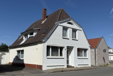 Charmantes Wohn- und Geschäftshaus in bester Innenstadtlage von Heide – vielseitig nutzbar …, 25746 Heide, Haus