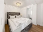 Whg.3 Schlafzimmer - GELEGENHEIT! Ein Haus, 5 möblierte Wohnungen, 400m zum Strand (!), Modernisiert & sofort vermietbar!
