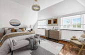 OG-Schlafzimmer-1-VS. - Exklusiver Reetdachtraum | 275qm2 – 7 Zimmer | SYLT vor der Tür | Sauna, EBK., Whirpool uvm.