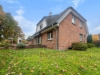 Rückansicht-Garten-1 - Großzügiges EFH. in begehrter Lage von Bad Bramstedt – Perfekt für Familie & Work-Life-Balance!
