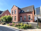 Außenansicht, Front - Ein Haus, zwei Wohnungen, unendliche Möglichkeiten – Hist. Zweifamilienhaus mit Bestzustand-Garantie